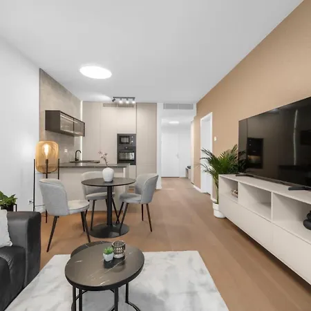 Apartamento Skypark Tower 4 *